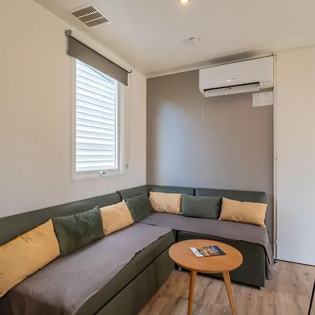 Domaine De La Yole Vendres