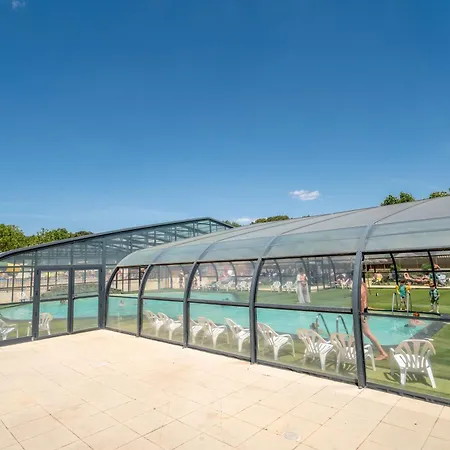 Domaine De La Yole